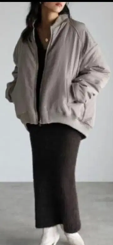 봉쥬르 사간 소매 개더 충전솜 MA-1