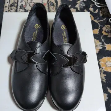 살롱 드 그레이 23.5 5E