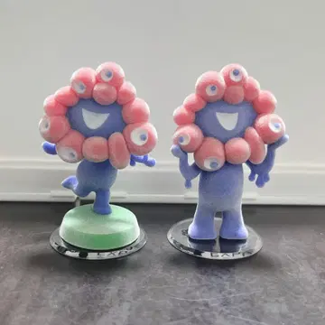 미야쿠미야쿠 플로키 피규어 2개 세트