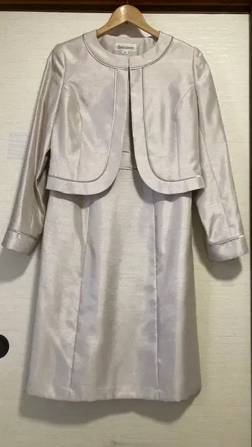 Belle Current (도쿄 이긴) 세레모니 원피스 수트