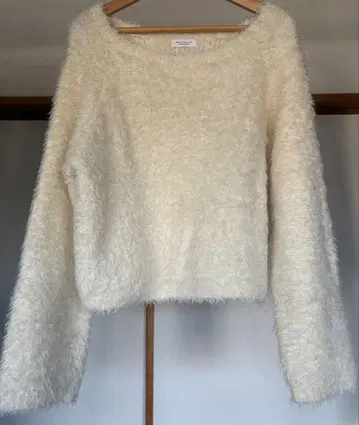 BEAUTY&YOUTH 샤기 니트 화이트