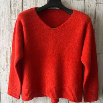 새상품급 F 사이즈 울 100%(야크) jena V넥