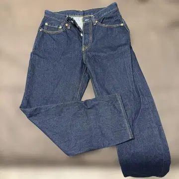 Levi's 501 다크 블루 스트레이트 데님