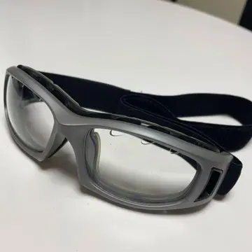 ComFlex X-Tech 스포츠 안경 케이스 포함