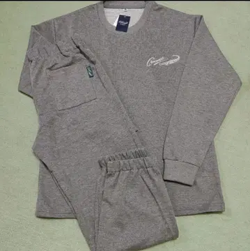 [ 새상품 ] M 상하의 크로커다일 맨투맨 파자마 룸웨어