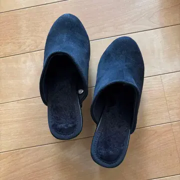 스웨이드 샌들 블랙 컬러 힐 10cm