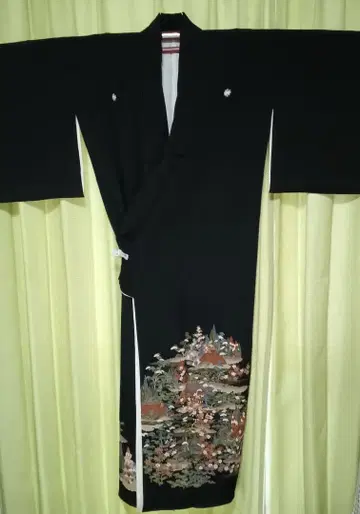 블랙 전통 예복 기모노 순수 실크