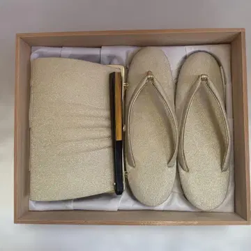 포멀 전통 예복 기모노 조리 백