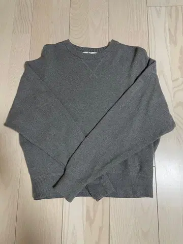 유니클로 UNIQLO 스무스 코튼 크루넥 스웨터 그레이