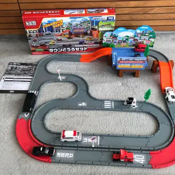 자동차 8대 포함! 타운 도로 세트 토미카 타운 토미카 월드