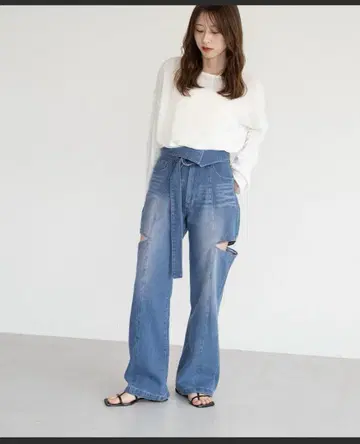 raffime의 컷 아웃 데님 팬츠