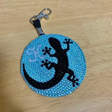 큐빅 참 [ 도마뱀 ]