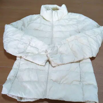 아이보리, UNIQLO 울트라 라이트 다운