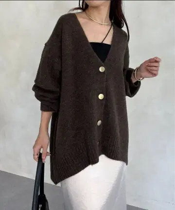 Thevon 제본 야크 GOLD 버튼 V넥 가디건