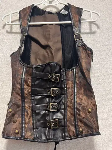 브라운과 블랙의 합성 피혁 베스트 스팀펑크