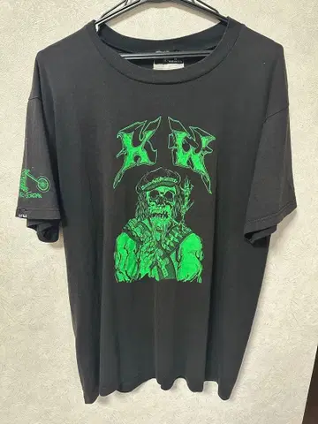 CUT-RATE. JOHN JORDAN 콜라보T