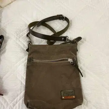 배기포트 BAGGY PORT 숄더백 사코슈