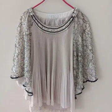 그레이스 콘티넨탈 비쥬 블라우스