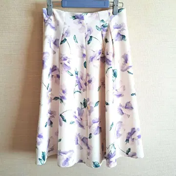 NATURAL BEAUTY BASIC 꽃무늬 플레어 스커트