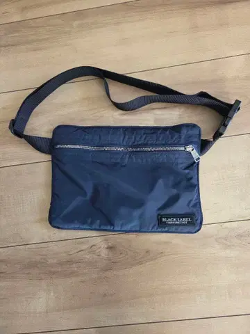 BLACK LABEL GRISTRIDGE 네이비 숄더백