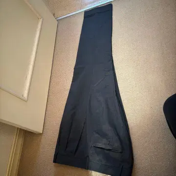 MORLES 차콜 그레이 슬랙스 L 사이즈