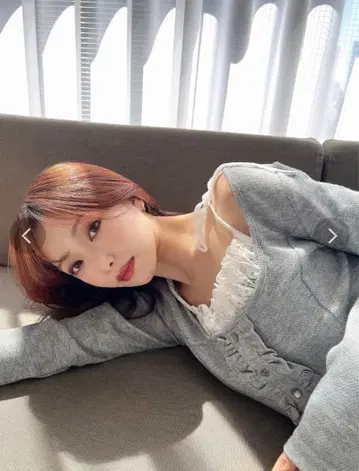 [ 미사용 새상품 ] RESEXXY 레이어드 티셔츠