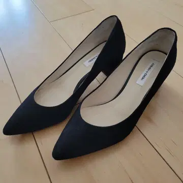 Odette e Odile 블랙 스틸레토 펌프스 22.5cm