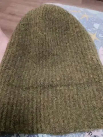 올리브 그린 니트 비니