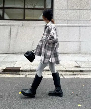 isook 타탄 체크 오버 셔츠