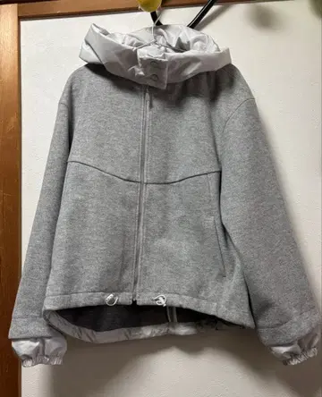 초특가 그레이 후드 부착 맨투맨 자켓