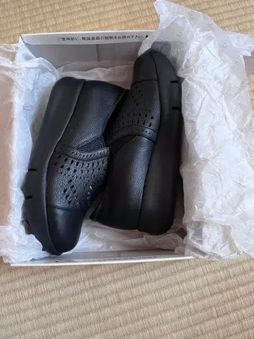 miss Kyouko 블랙 가죽 로퍼