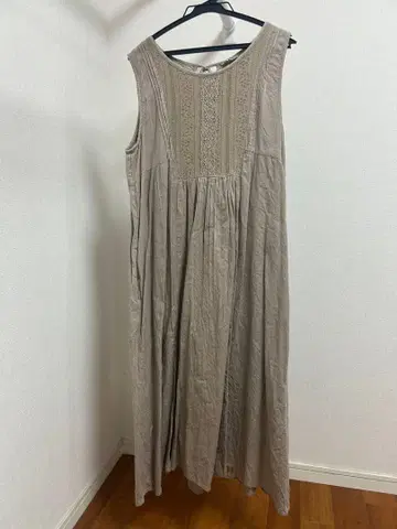 SM2 가슴 레이스 슬리브리스 원피스