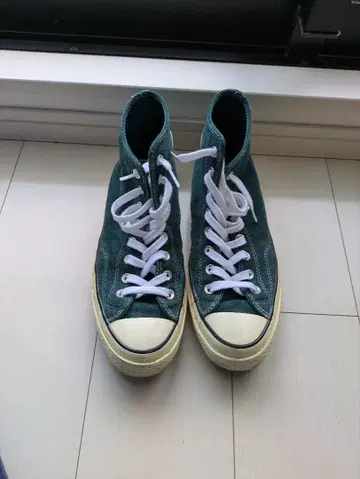 척테일러 그린 컬러 스웨이드 하이컷 스니커즈