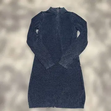 ZARA 다크 블루 터틀넥 니트 원피스