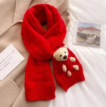 니트 머플러 빨간색 곰 디자인