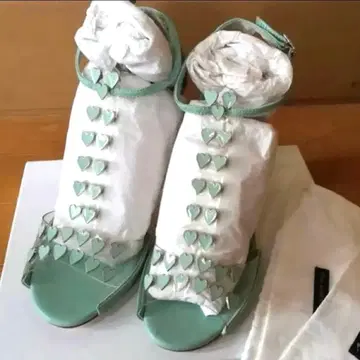 트루 바이 마리코 오이카와 하트 샌들 39 웨딩에도