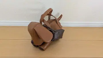 브라운 가죽풍 핸드백