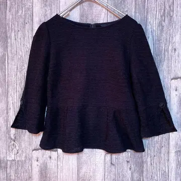 [ 새상품급 ] 투 비 시크 플레어 실루엣 오부 소매 셔츠 40