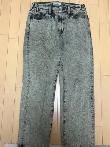 스톤 워시 데님 팬츠 블랙 그레이