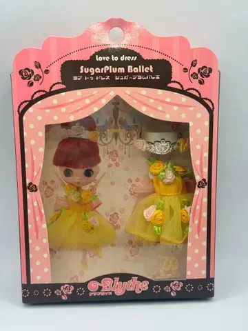 러브 투 드레스 슈가 플럼 발레