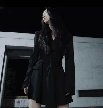 Melt the lady belt jacket onepiece