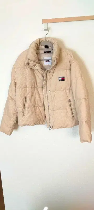 TOMMY JEANS 베이지 점퍼 M 사이즈