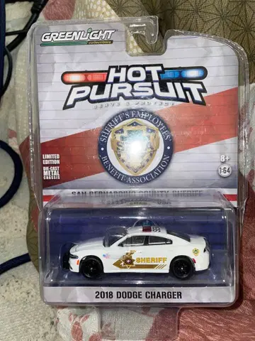 그린라이트 DODGE CHARGER 1/64