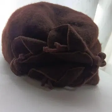 여성용 브라운 꽃 모티브 모자 가을/겨울