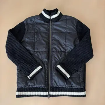 23구 프론트 지퍼 스웨터 사이즈 48