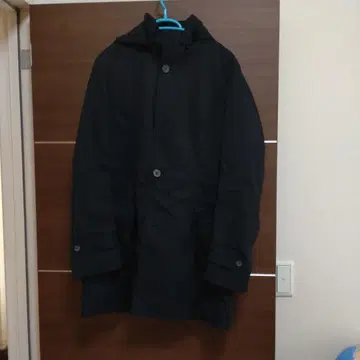 PSFA 블랙 후드 부착 롱 코트