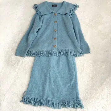 부클레 니트 세트 스커트 골드 버튼 프린지 아이스 블루