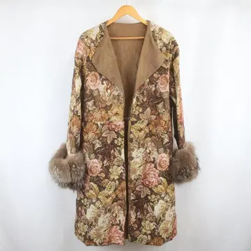 플라워 꽃무늬 올 패턴 소매 퍼 페이크 버튼 리메이크 고블랑 코트