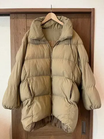 캐널진 viaj wellon 베이지 다운 자켓