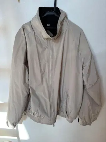 EVISTUB 에비수탭 패딩 자켓 베이지 아우터